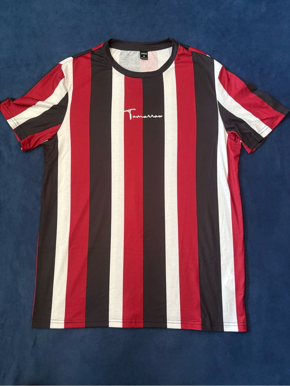 Shein Men’s Vertical Stripe T-Shirt